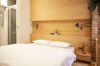Hotel 4 Floors *