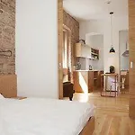 4 Floors