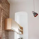 4 Floors
