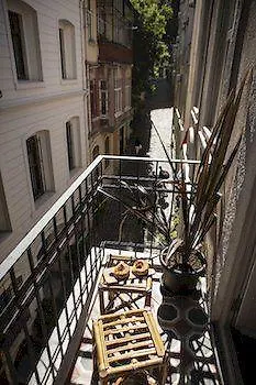 Отель 4 Floors