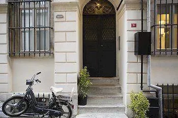 Ξενοδοχείο 4 Floors *